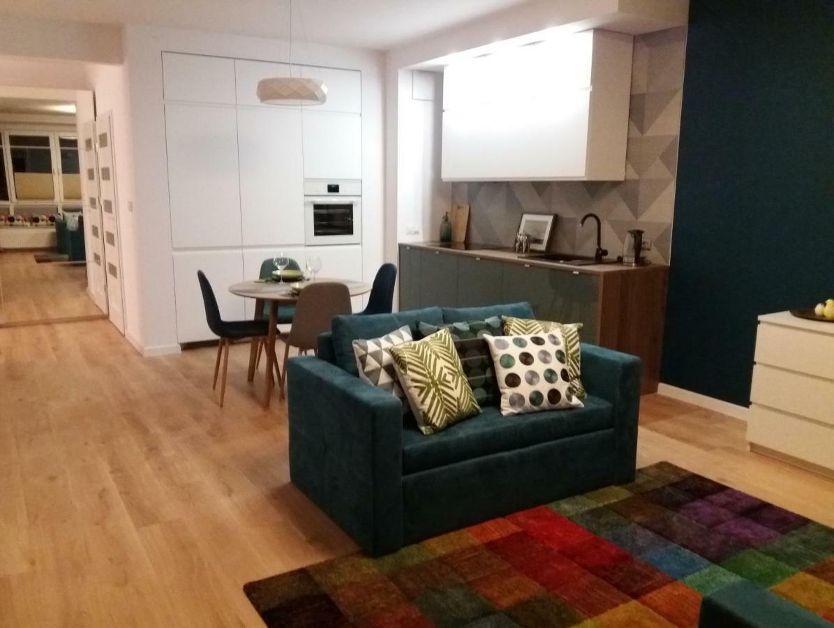 Apartament 普鲁什库夫 外观 照片